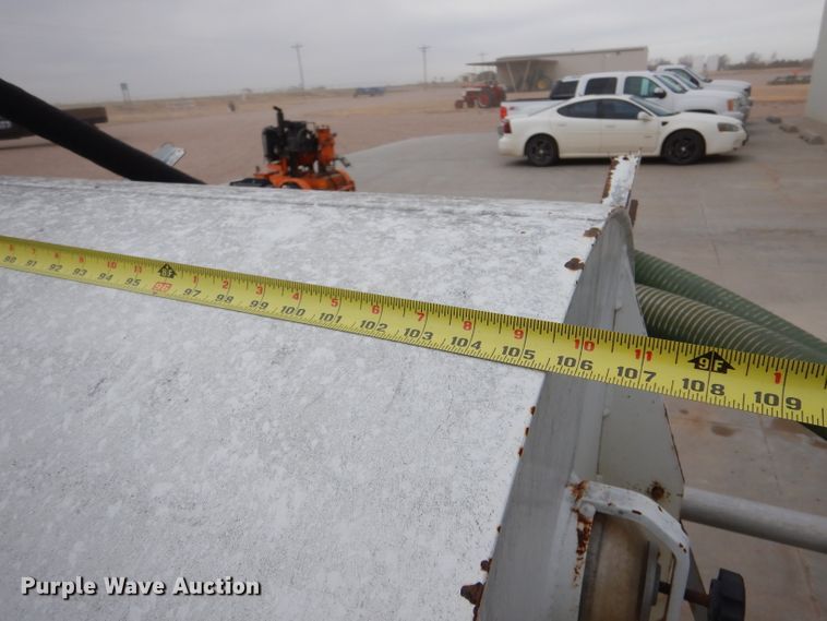 image for item IV9855 1999 Ring-o-matic 750  vacuum excavator