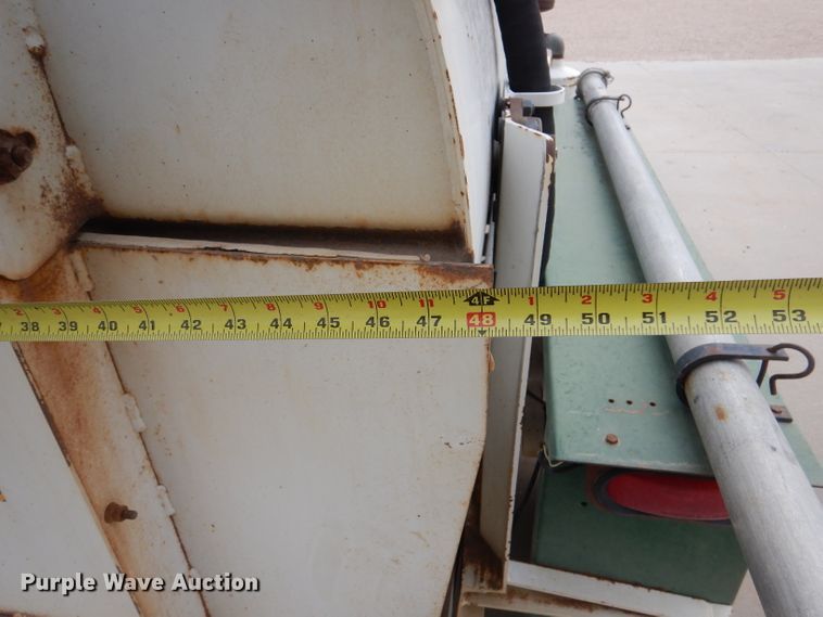 image for item IV9855 1999 Ring-o-matic 750  vacuum excavator