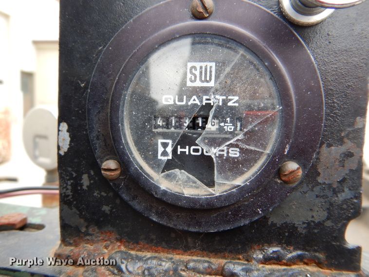 image for item IV9855 1999 Ring-o-matic 750  vacuum excavator