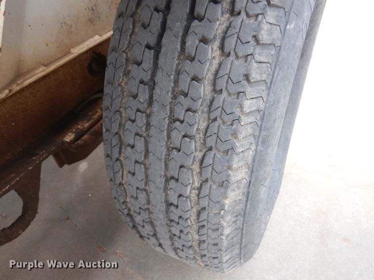 image for item IV9855 1999 Ring-o-matic 750  vacuum excavator