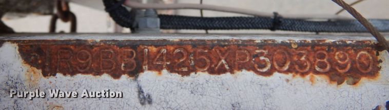 image for item IV9855 1999 Ring-o-matic 750  vacuum excavator