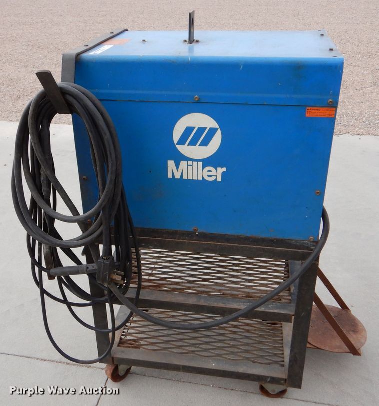 image for item IV9857 Miller Dialarc 250  welder