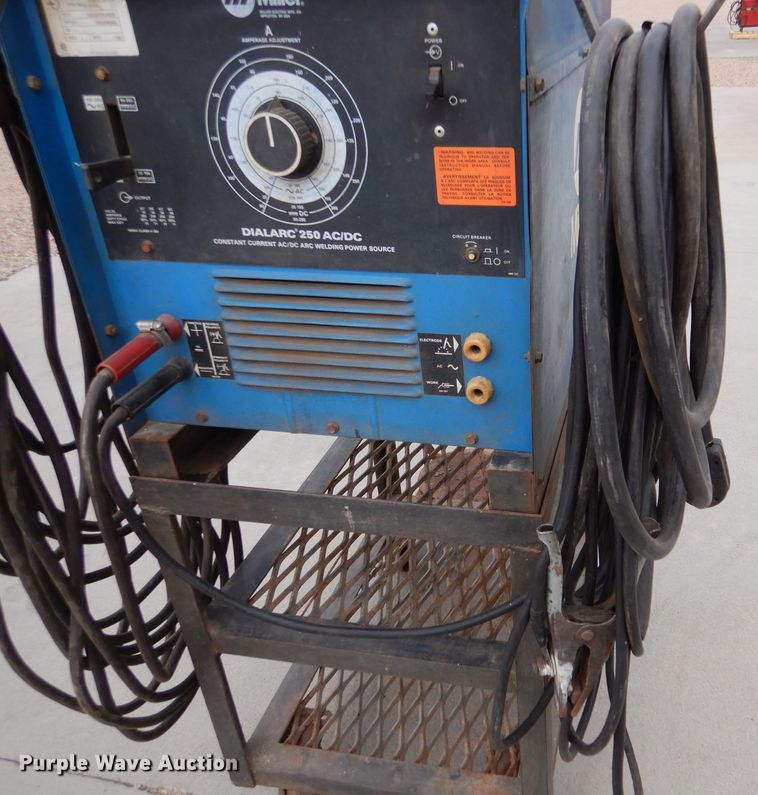 image for item IV9857 Miller Dialarc 250  welder