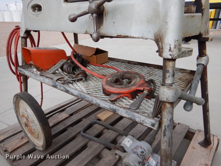 image for item IV9860 Ridgid 535  pipe threader