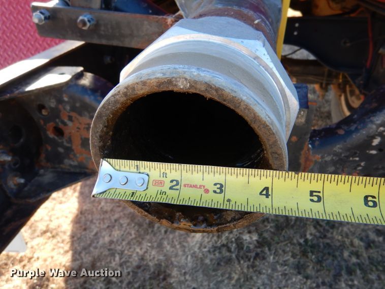 image for item IV9870 1983 Ford F600  water truck