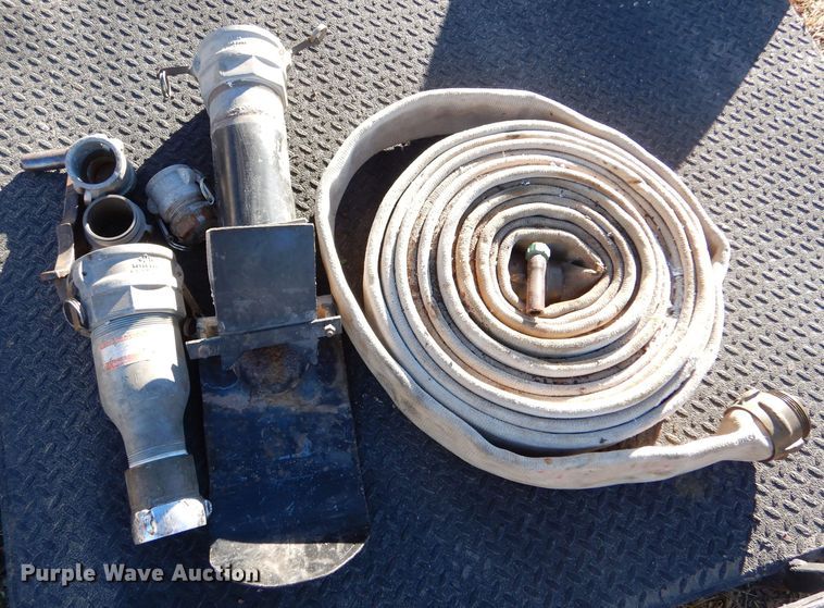 image for item IV9870 1983 Ford F600  water truck