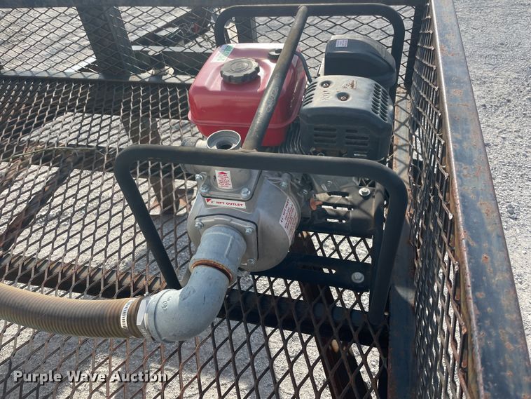 image for item IX9642 2000 Lone Star  utility trailer