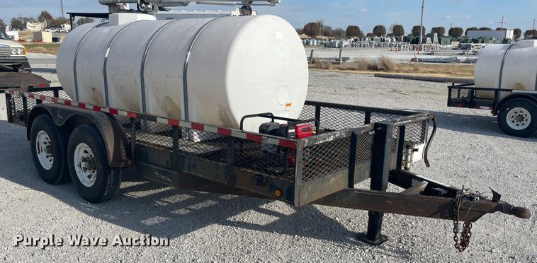 image for item IX9643 2000 Lone Star  utility trailer