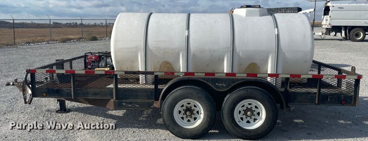 image for item IX9643 2000 Lone Star  utility trailer