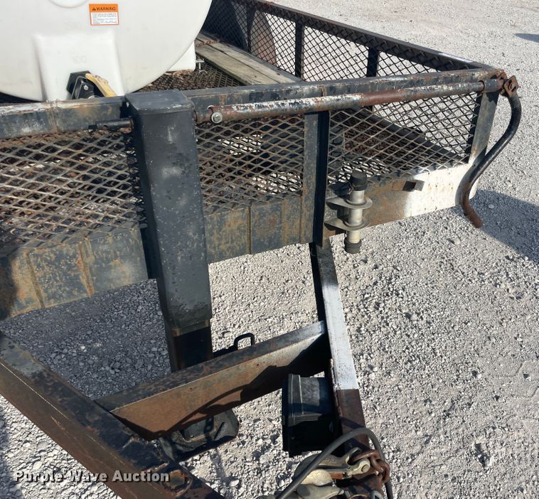 image for item IX9643 2000 Lone Star  utility trailer