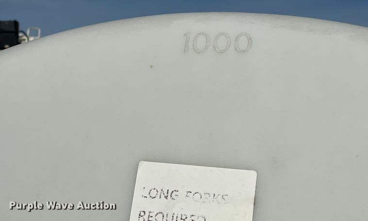 image for item IX9643 2000 Lone Star  utility trailer