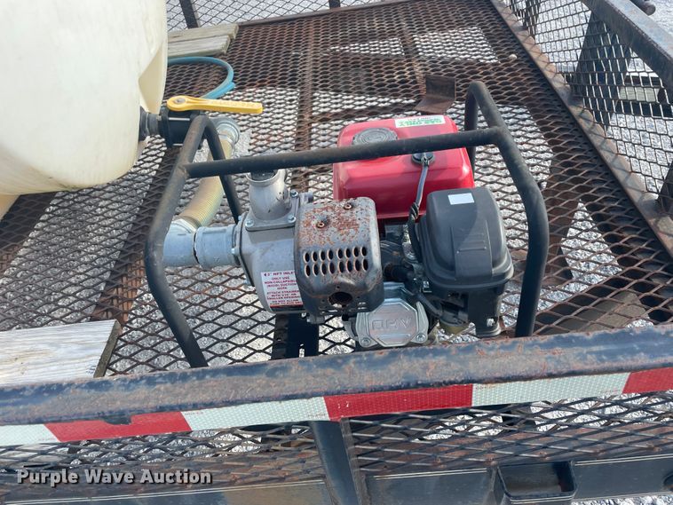 image for item IX9644 2000 Lone Star  utility trailer