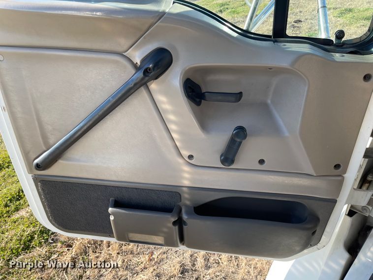 image for item IY9760 2006 Sterling Acterra  utility / service truck