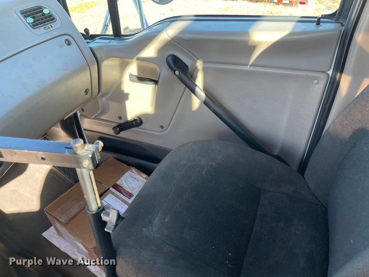 image for item IY9760 2006 Sterling Acterra  utility / service truck