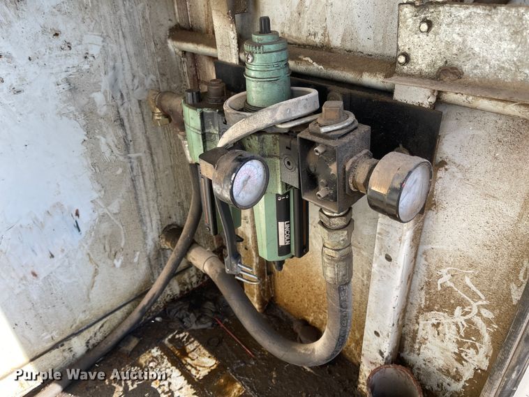 image for item IY9760 2006 Sterling Acterra  utility / service truck