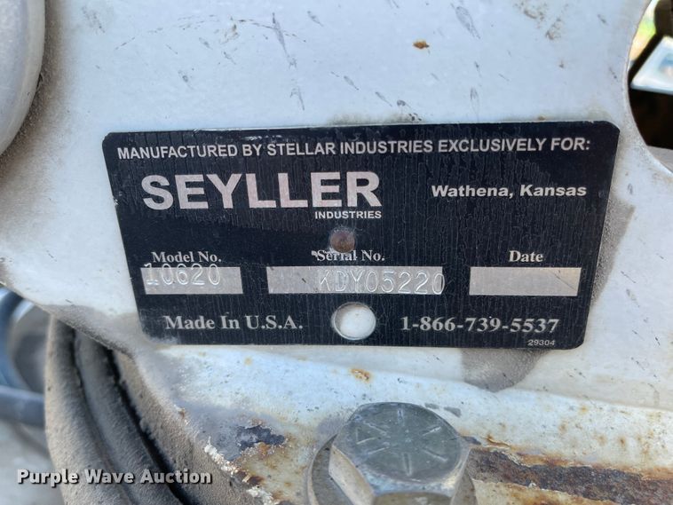 image for item IY9760 2006 Sterling Acterra  utility / service truck