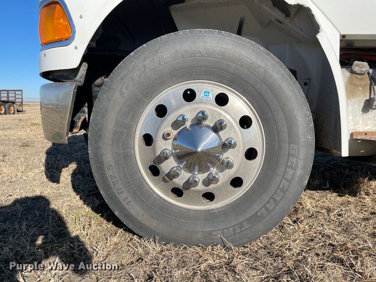 image for item IY9760 2006 Sterling Acterra  utility / service truck