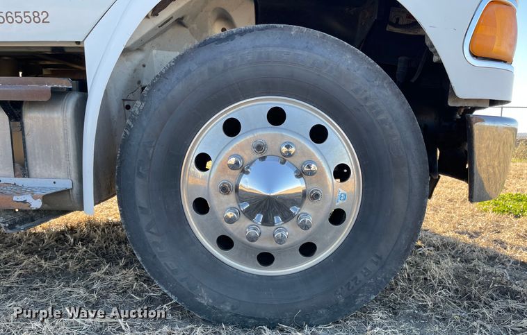 image for item IY9760 2006 Sterling Acterra  utility / service truck