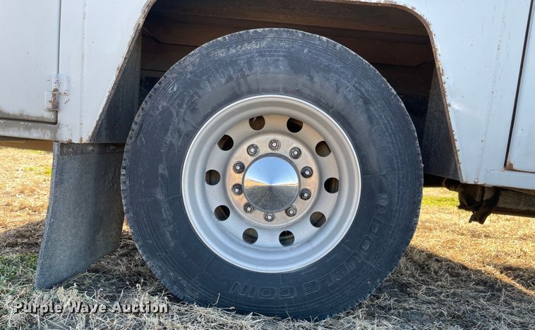 image for item IY9760 2006 Sterling Acterra  utility / service truck