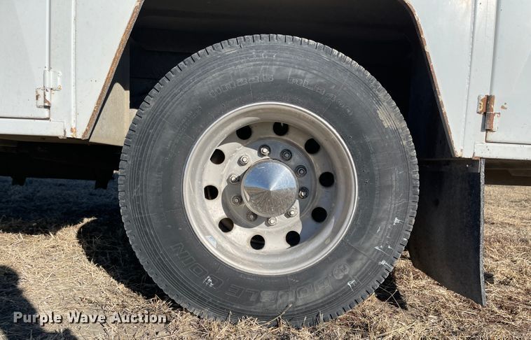 image for item IY9760 2006 Sterling Acterra  utility / service truck