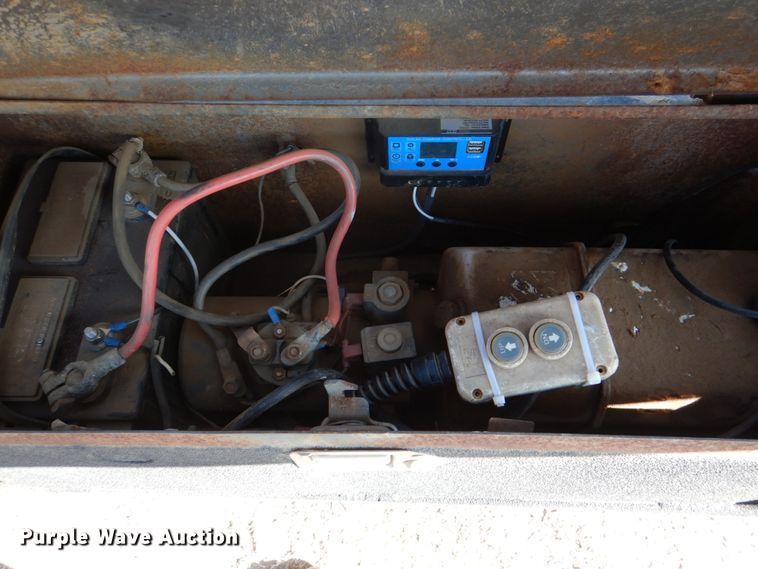 image for item JD9485 2016 Kerr-Bilt  equipment trailer