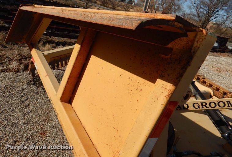 image for item JD9525 Road Groom  road maintainer