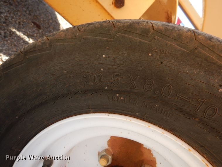 image for item JD9525 Road Groom  road maintainer