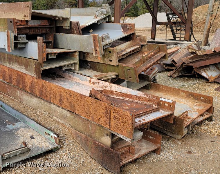 image for item JE9183 Approximately 15 I-beams