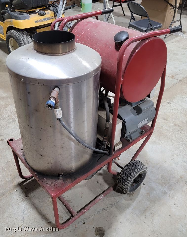 image for item JE9264 Heated pressure washer