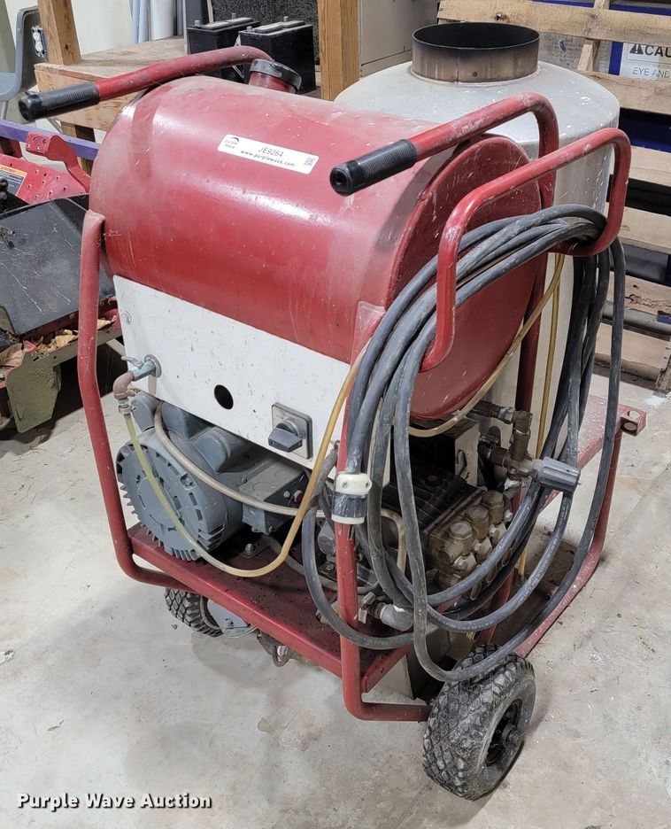 image for item JE9264 Heated pressure washer
