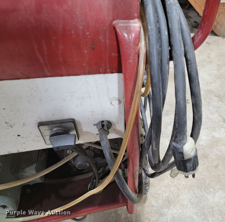 image for item JE9264 Heated pressure washer