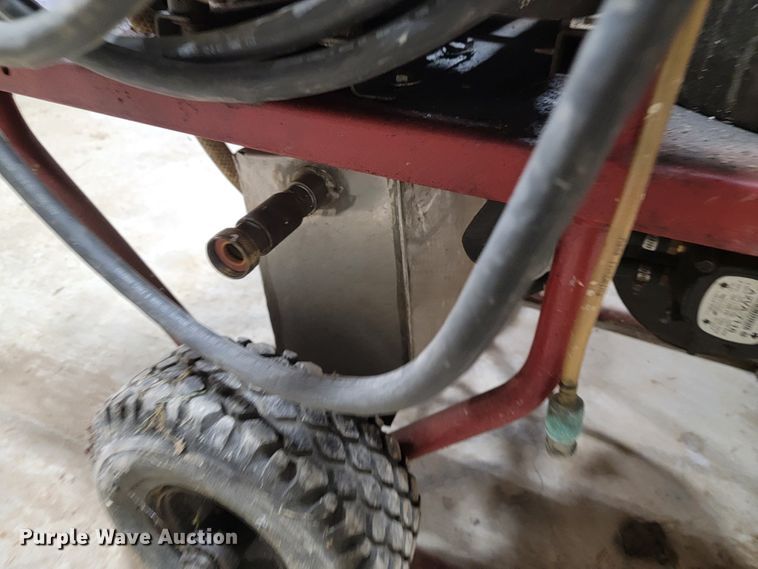 image for item JE9264 Heated pressure washer