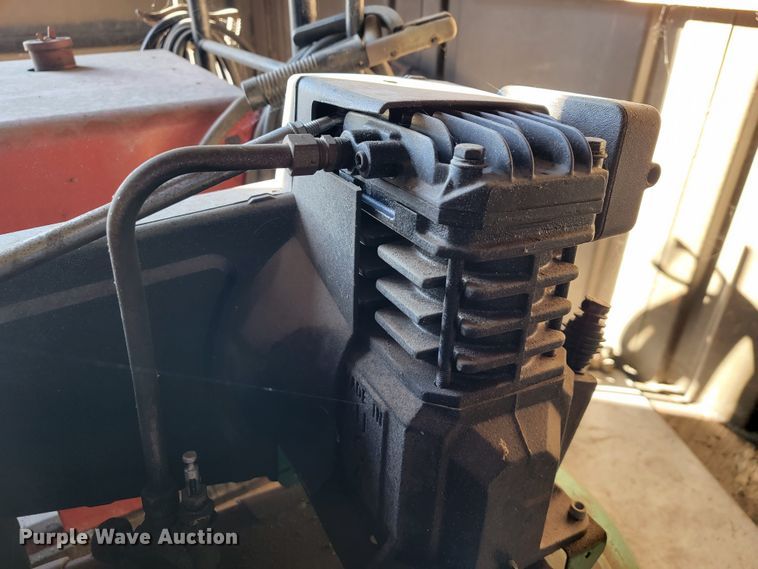 image for item JE9267 2001 Speedaire 4B241A  air compressor