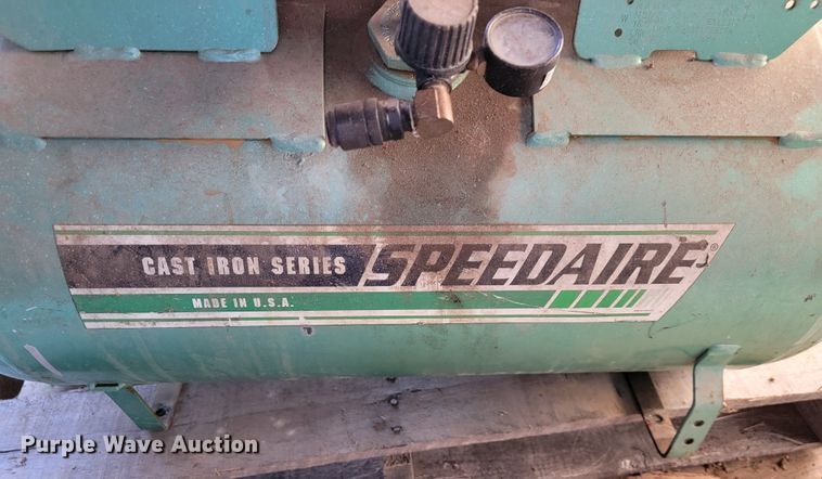 image for item JE9267 2001 Speedaire 4B241A  air compressor