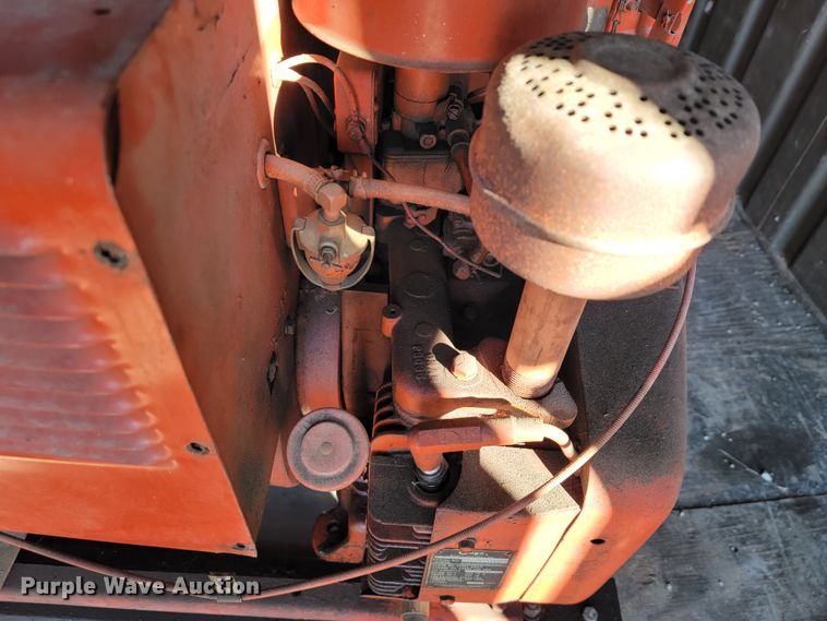 image for item JE9268 Lincoln Lincwelder 225  welder/generator