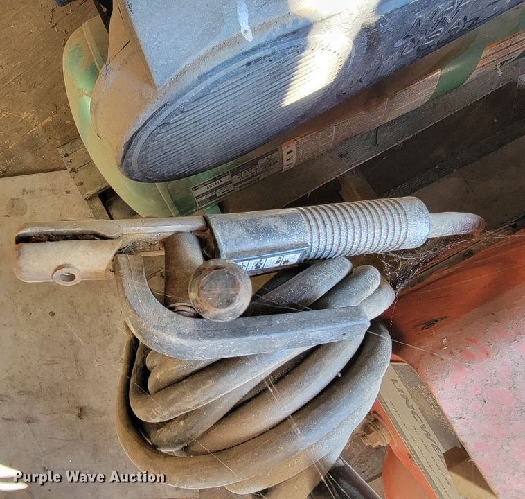 image for item JE9268 Lincoln Lincwelder 225  welder/generator