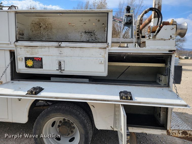 image for item JE9282 2010 Dodge Ram 5500HD  Crew Cab utility / service truck