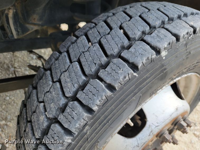 image for item JE9282 2010 Dodge Ram 5500HD  Crew Cab utility / service truck