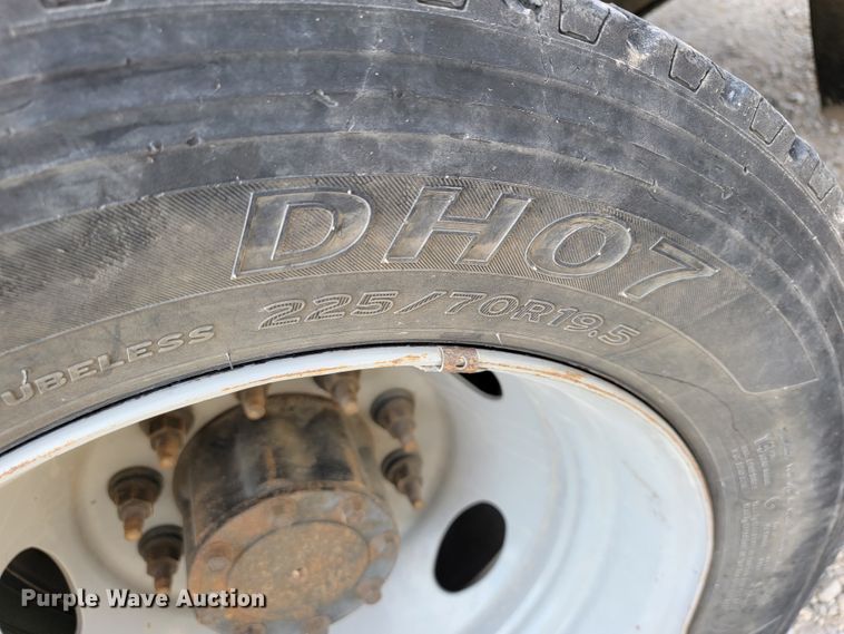 image for item JE9282 2010 Dodge Ram 5500HD  Crew Cab utility / service truck