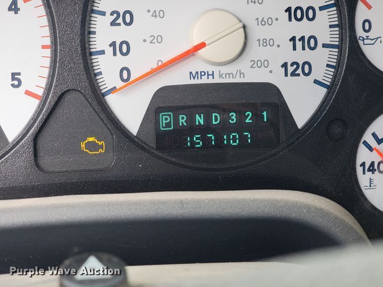 image for item JE9284 2008 Sterling 5500  Crew Cab utility / service truck