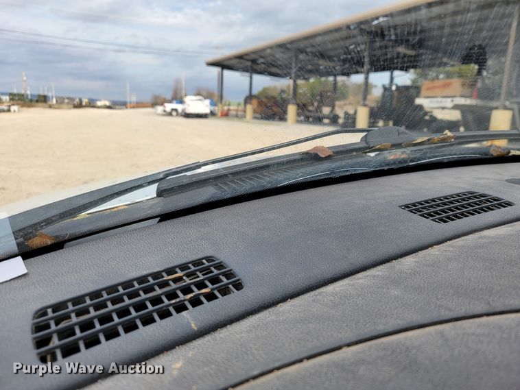 image for item JE9284 2008 Sterling 5500  Crew Cab utility / service truck