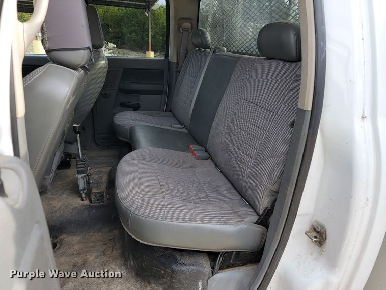 image for item JE9284 2008 Sterling 5500  Crew Cab utility / service truck