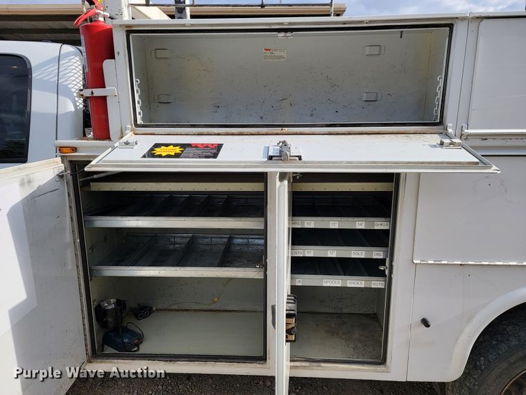 image for item JE9284 2008 Sterling 5500  Crew Cab utility / service truck