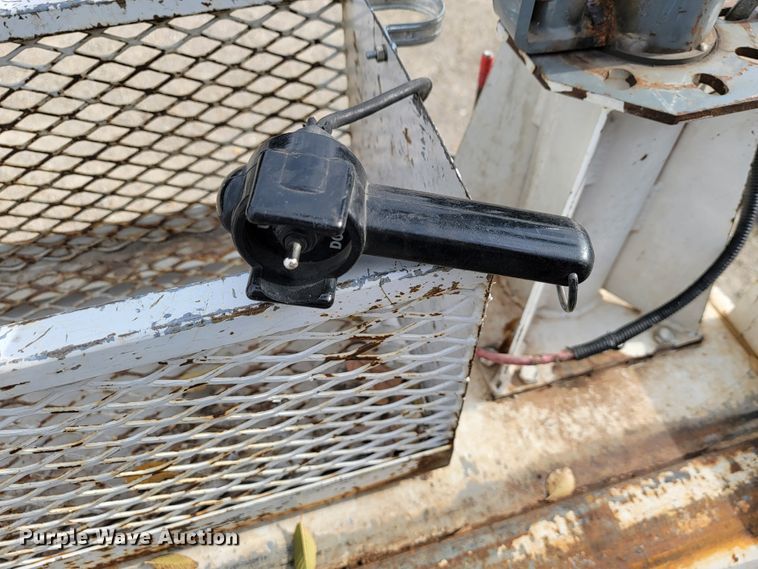 image for item JE9284 2008 Sterling 5500  Crew Cab utility / service truck