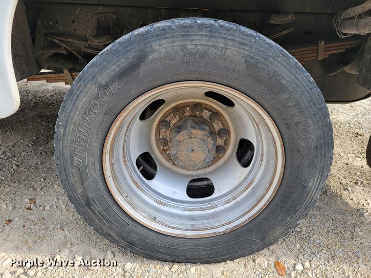 image for item JE9284 2008 Sterling 5500  Crew Cab utility / service truck