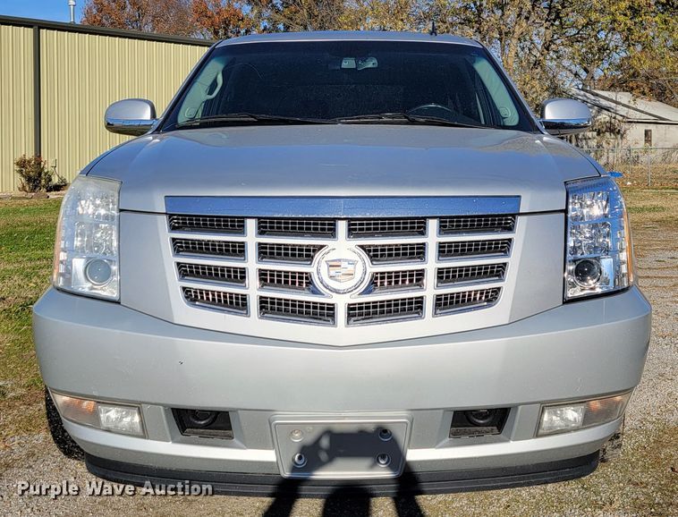image for item JE9288 2010 Cadillac Escalade  SUV