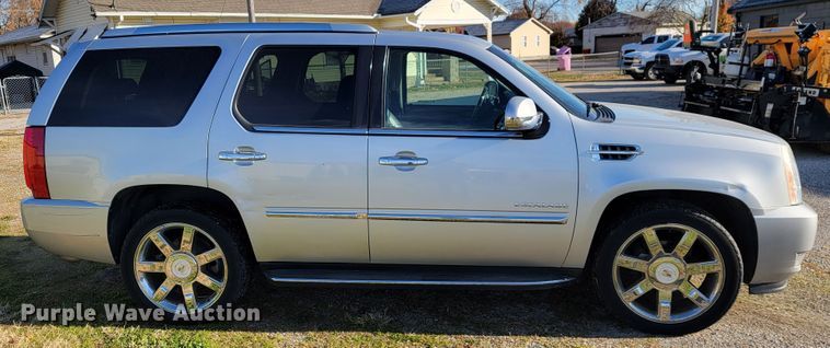 image for item JE9288 2010 Cadillac Escalade  SUV