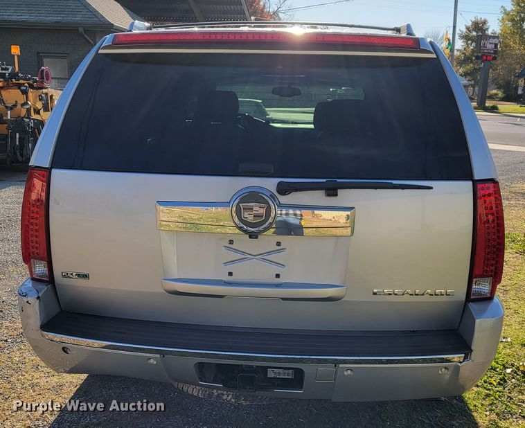 image for item JE9288 2010 Cadillac Escalade  SUV