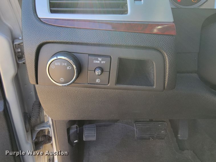 image for item JE9288 2010 Cadillac Escalade  SUV