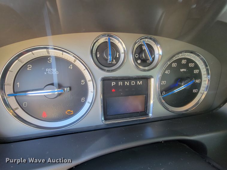 image for item JE9288 2010 Cadillac Escalade  SUV